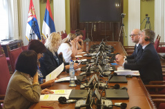 Članovi Odbora za ljudska i manjinska prava i ravnopravnost polova sa šefom Misije Saveta Evrope u Srbiji Tobiasom Flesenkemperom